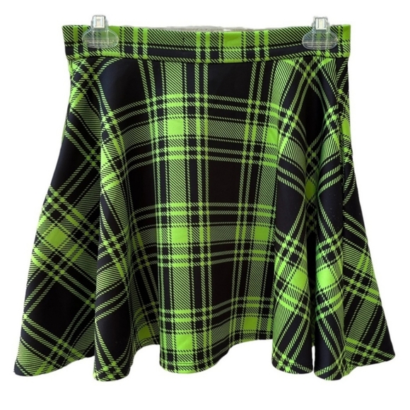 Hot Topic Skater Skirt Women's Small Neon Green Black Plaid Zipper Accen… - Picture 3 of 6